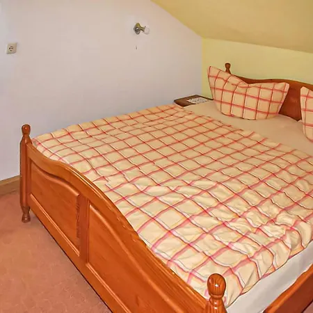 Ferienhaus Baerenstein בית נופש *